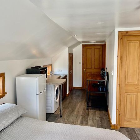 Holmview Apartment Сторноуей Екстериор снимка